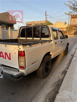 نيسان بيك اب
